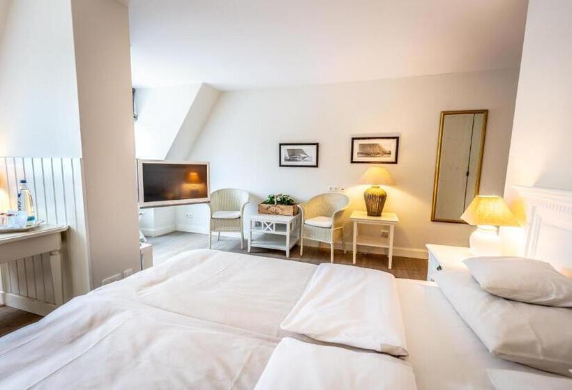 Klassisches Zimmer, Strandhotel Glücksburg