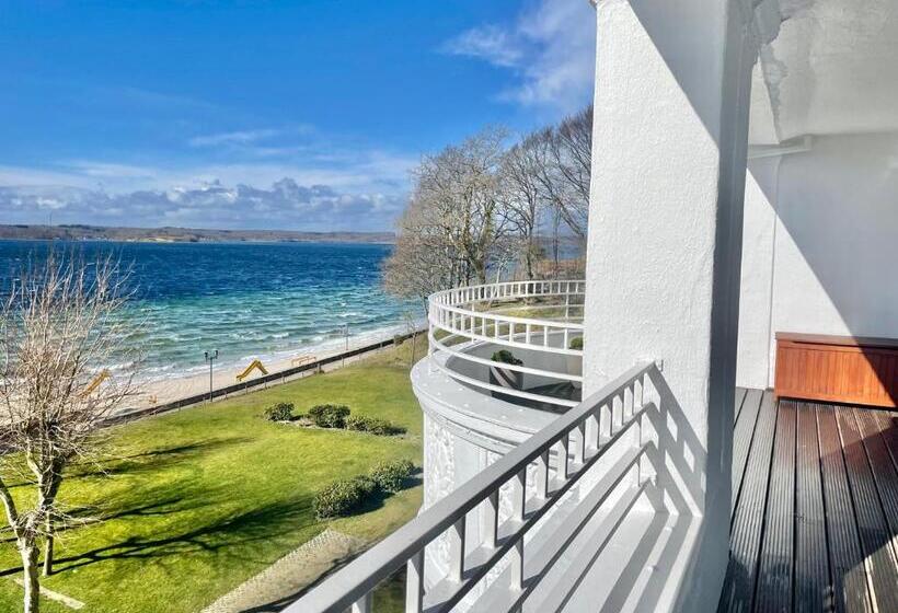 Suite mit Meerblick, Strandhotel Glücksburg