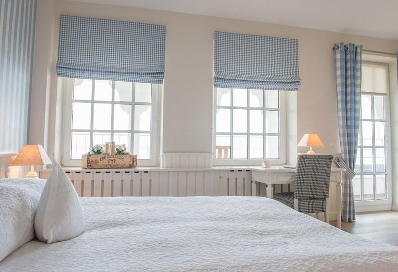Premiumzimmer mit Meerblick, Strandhotel Glücksburg