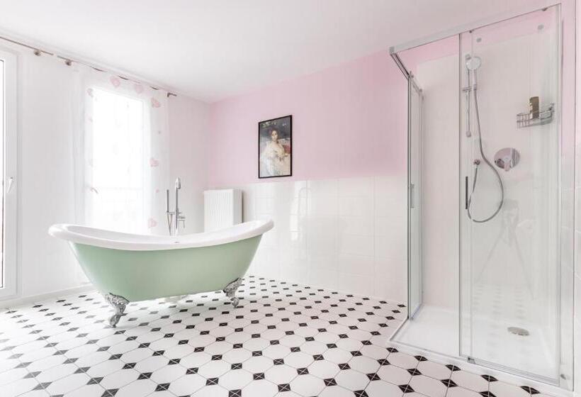 Номер Superior, Boutique Hotel Swisshouse