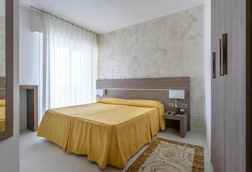 Номер Стандарт, Capri 3 Stelle Superior