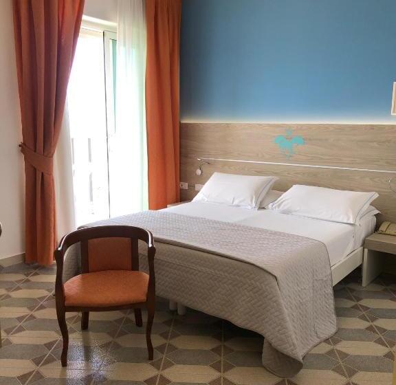 Номер Стандарт, Capri 3 Stelle Superior