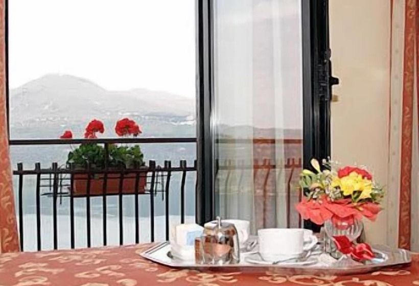 ダブルベッドスタンダードルーム, Castel Gandolfo