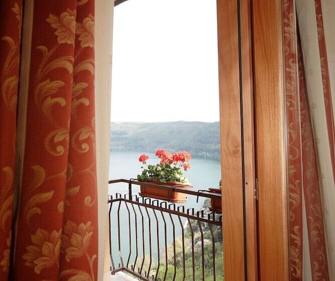 标准间带双人床, Castel Gandolfo