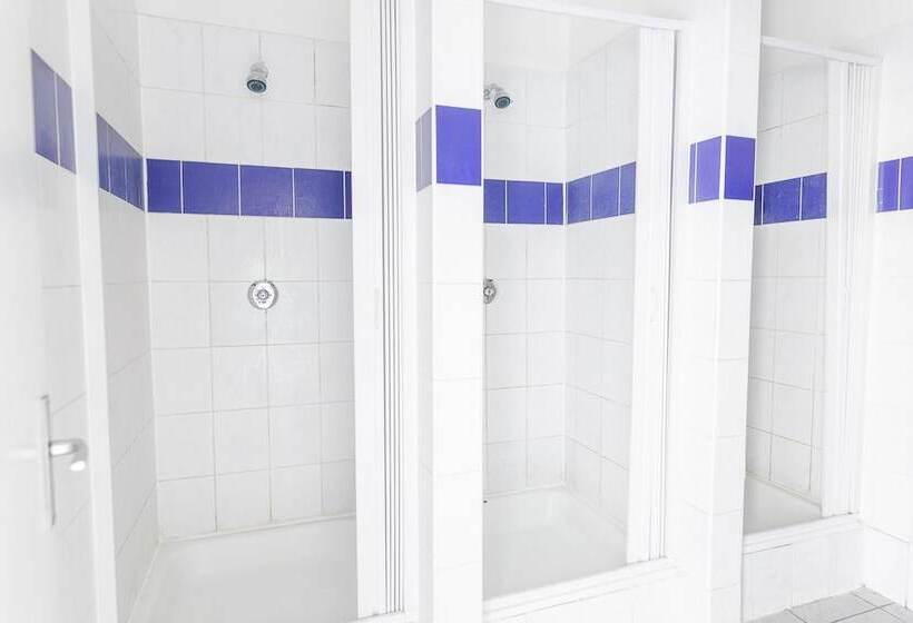 חדר סטנדרד יחיד חדר אמבטיה משותף, City Hostel Brno