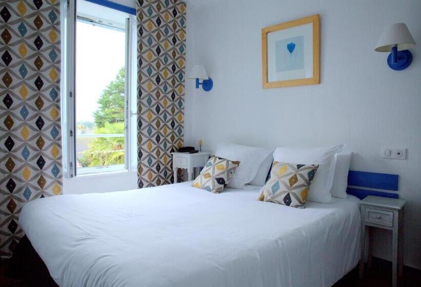 Номер Стандарт, L Hôtel De Loctudy