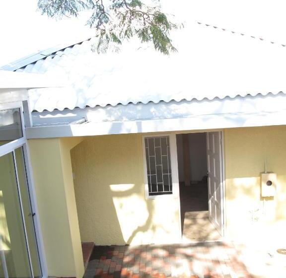 اتاق سوپریور, The Crescent Guesthouses  Bnb/self Catering