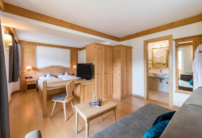 Полулюкс, Rainell Dolomites Retreat