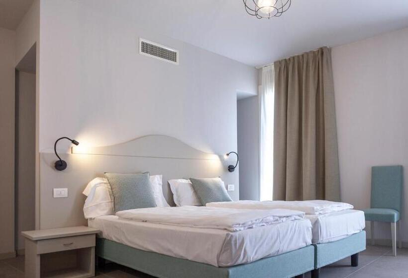 اتاق استاندارد سه نفره, Epoche Hotel Zanella 1889