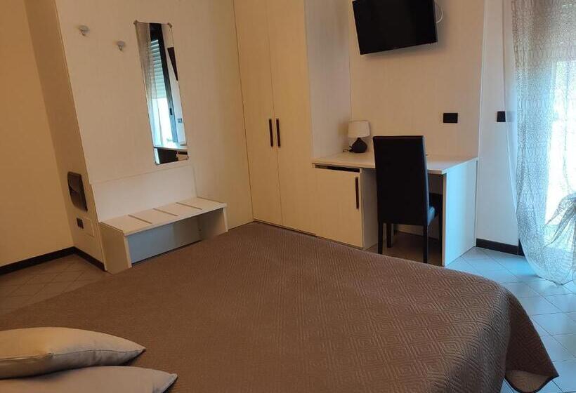 اتاق استاندارد, Albergo Al Cacciatore