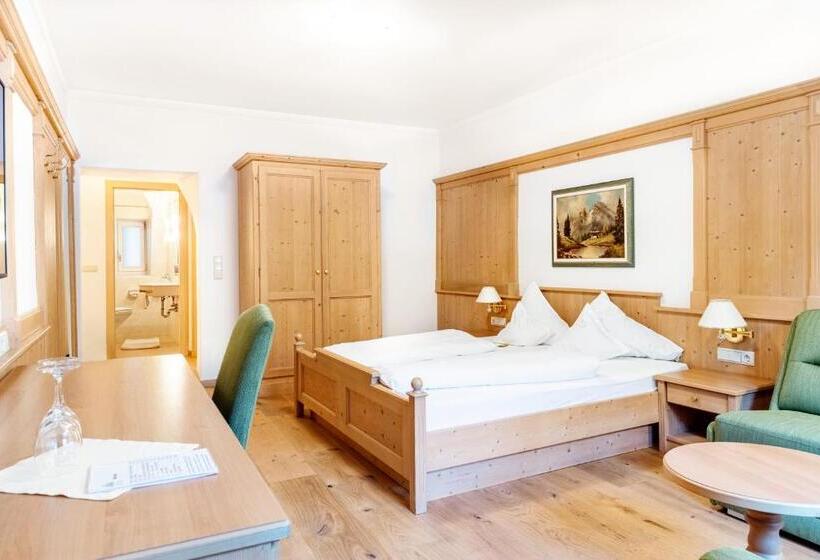 Полулюкс, Goldenes Roessl Adults Only