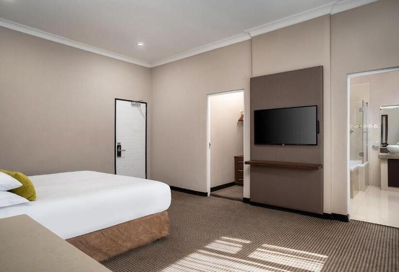 Номер Executive, Premier Resort Sani Pass