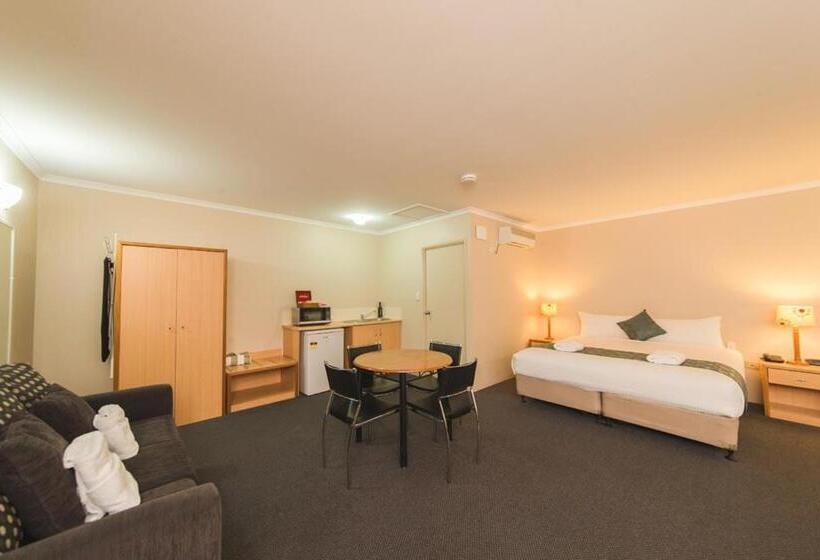 패밀리 룸, Harbour Sails Motor Inn