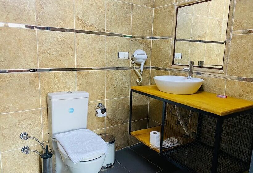 Номер Deluxe, Rebetika Hotel & Bistro