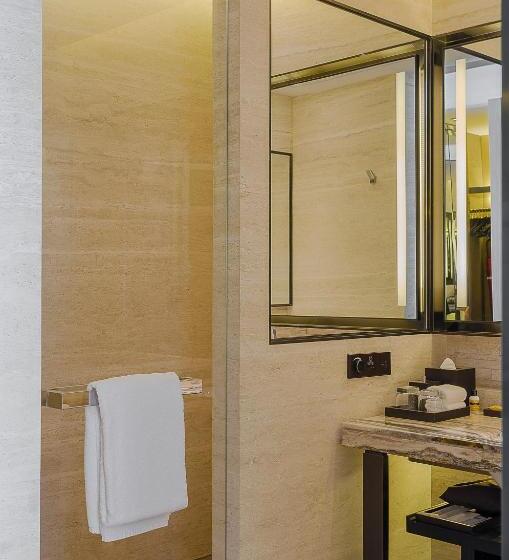 اتاق استاندارد با تخت بزرگ, Grand Hyatt Shenyang