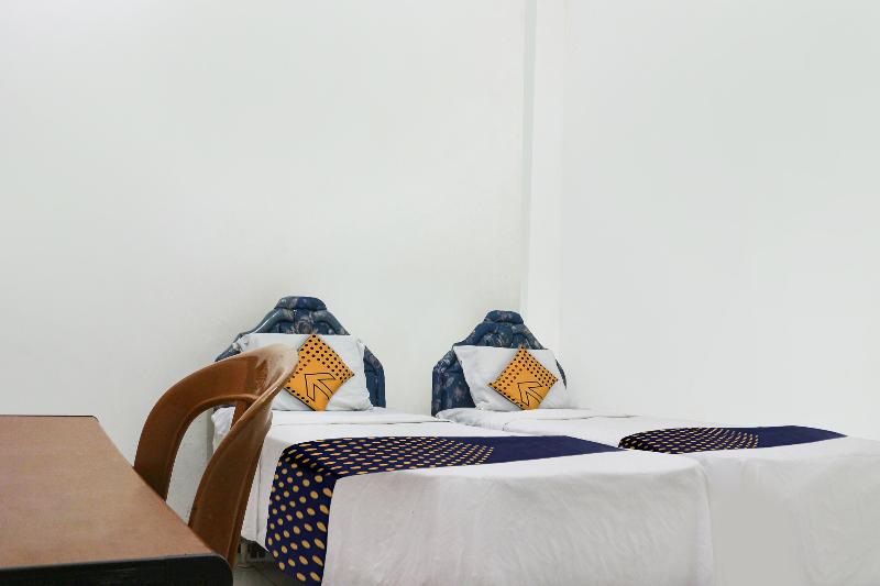 经济房, Spot On 91212 Hotel Kelimutu