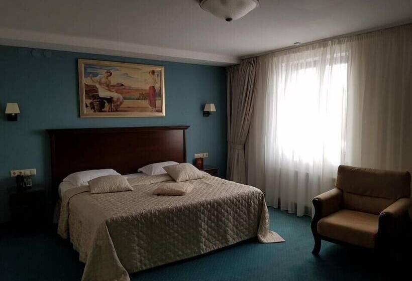 اتاق استاندارد, Aleksandrovski Grand Hotel Vladikavkaz