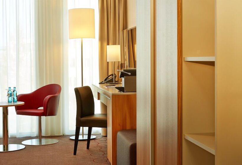 Студия Стандарт, H4 Hotel München Messe