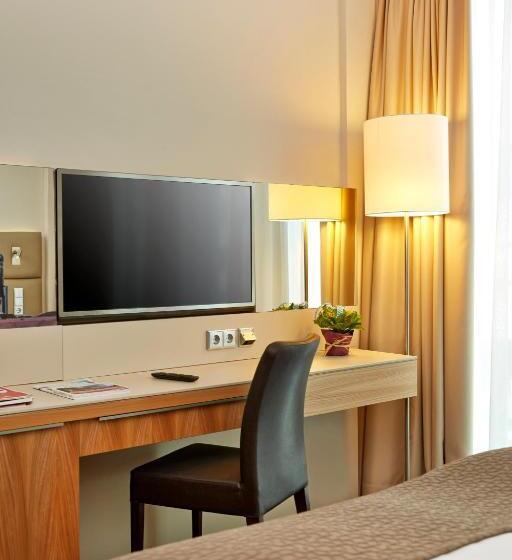 Студия Стандарт, H4 Hotel München Messe