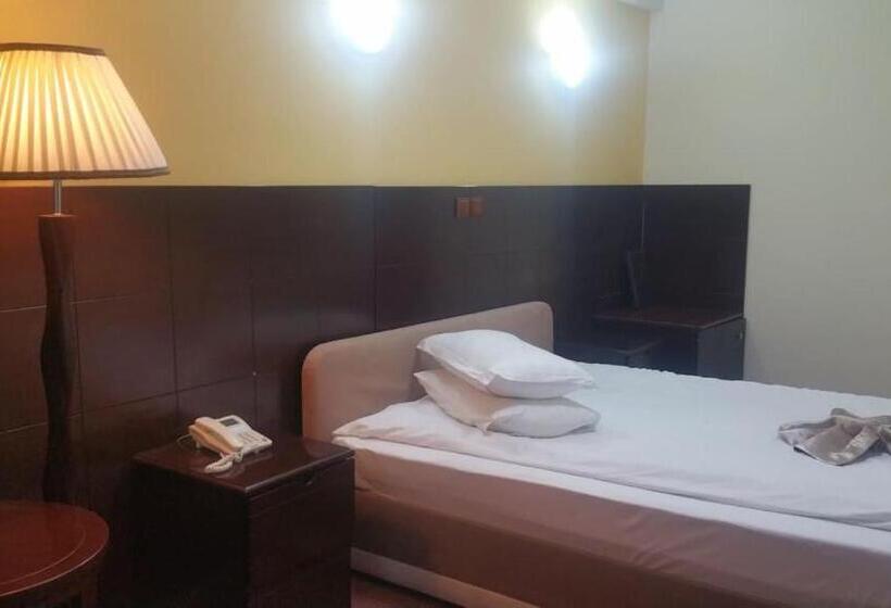 标准间, Helin Aeroport   Craiova