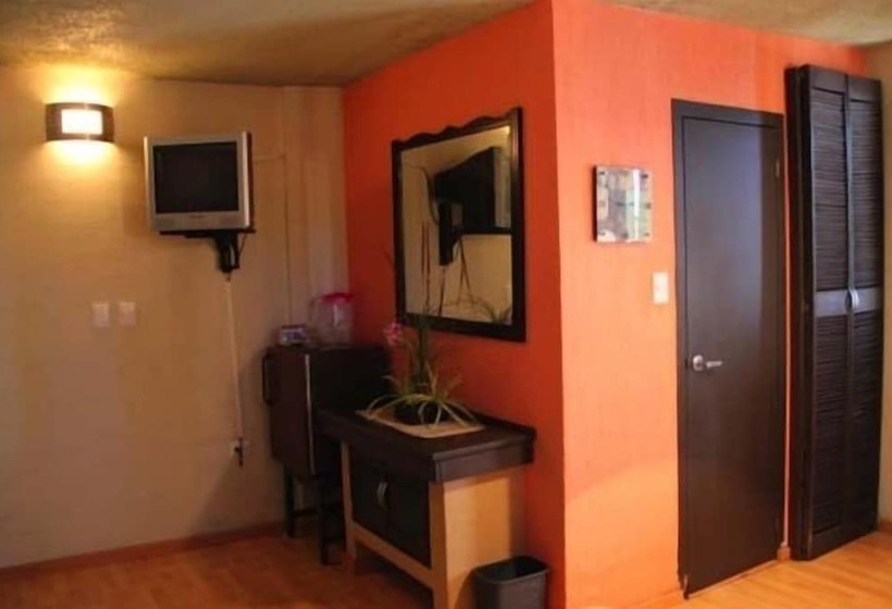 Standard Triple Room, Miramar