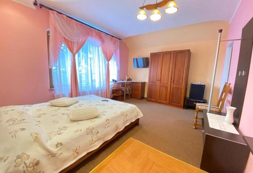 اتاق اکونومی, Pensiunea Crocus   Sauna & Billiard