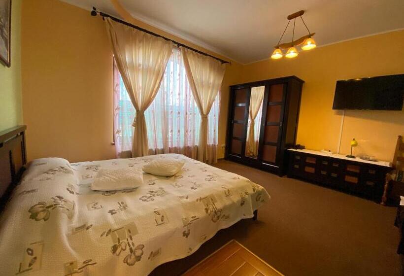 اتاق اکونومی, Pensiunea Crocus   Sauna & Billiard