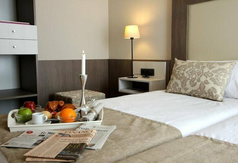 Апартаменты 1 Спальня, Pierre & Vacances Barcelona Sants