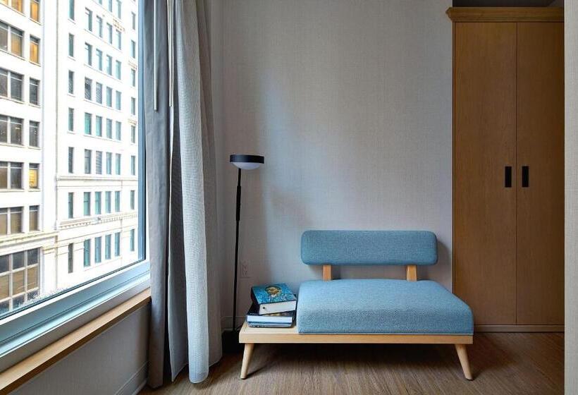 اتاق استاندارد با تخت دو نفره بزرگ, Indigo Nyc Financial District, An Ihg