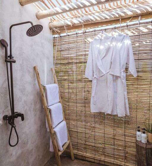 스탠다드 방갈로 정원 전망, Bamboo Zanzibar