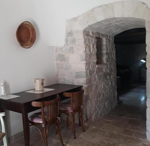 침실 1개 아파트, Fontana Vecchia B&b