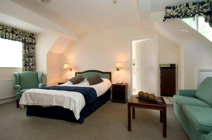 اتاق اجرایی, Boxmoor Lodge