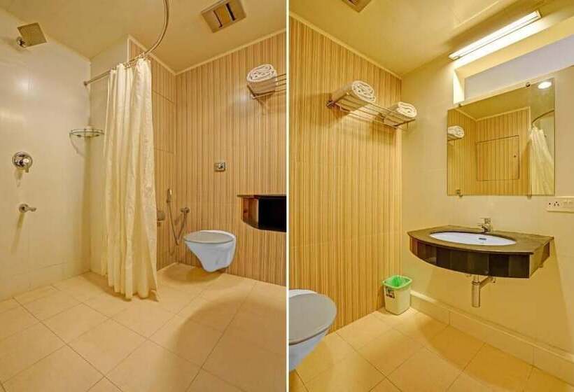 Номер Deluxe, The Fort Manor Hotel   Kochi Kerala