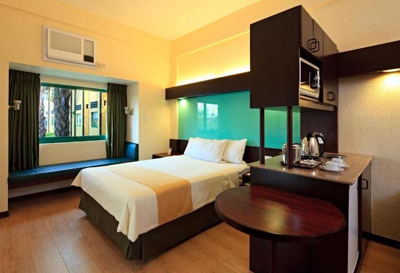 Люкс, Microtel By Wyndham Cabanatuan