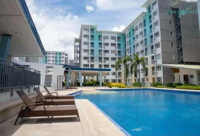패밀리 룸, Seawind Condominium
