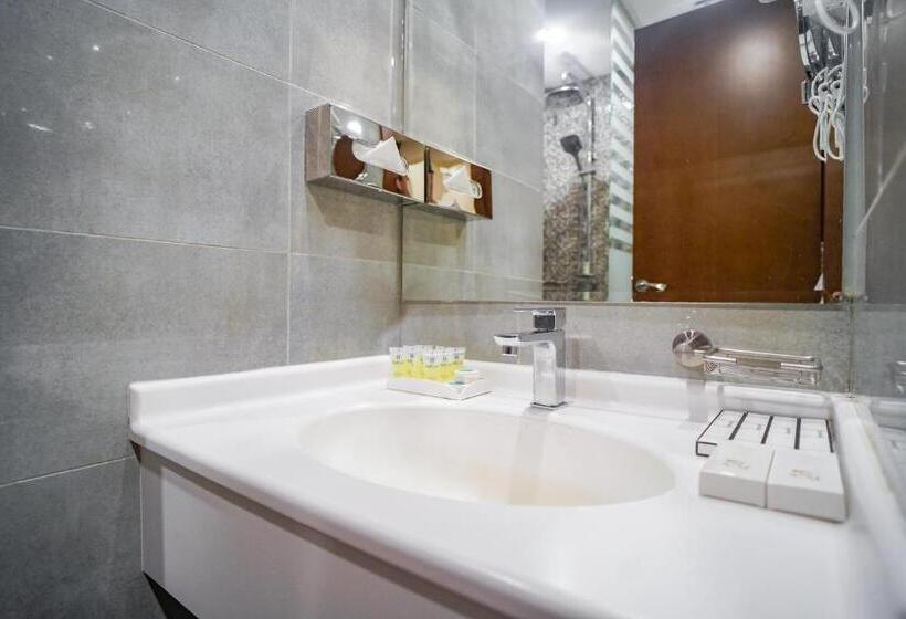 StandaardKamer, Emaar Elite