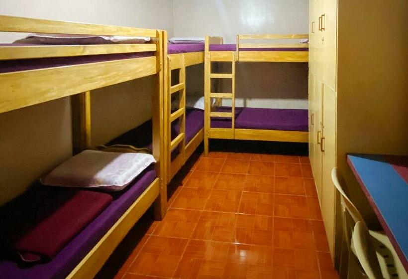 Pokój Rodzinny, Reddoorz Hostel At Mrc Residences Baguio