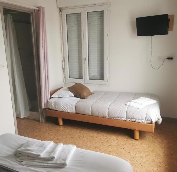 Семейный Номер, Le Relais De L Aiguillon