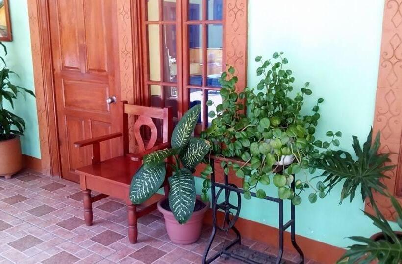 اتاق خانوادگی, Posada Mi Rosita