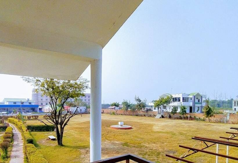 디럭스 룸, The New Swaraj Resort
