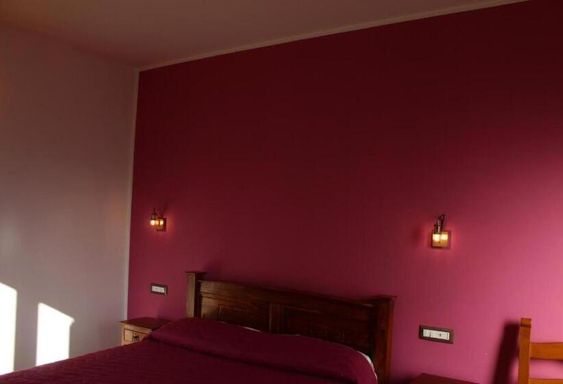 Номер Стандарт с Террасой, The Chalet, Guest House