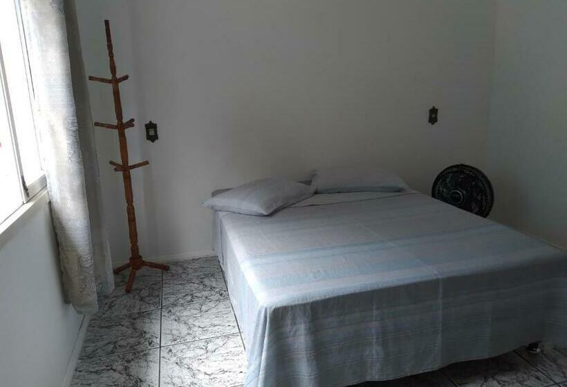اتاق خانوادگی, Hostel Germânica