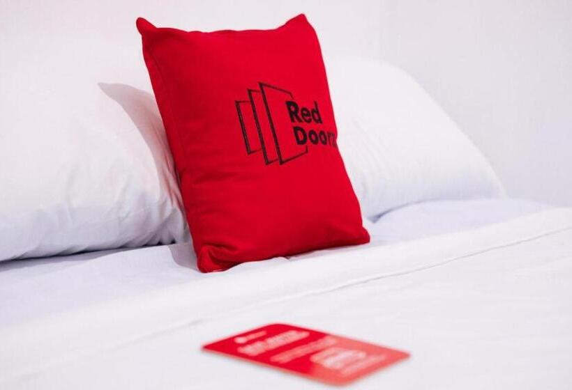 Номер Стандарт, Reddoorz Hostel @ Tita Aidz Inn Baguio