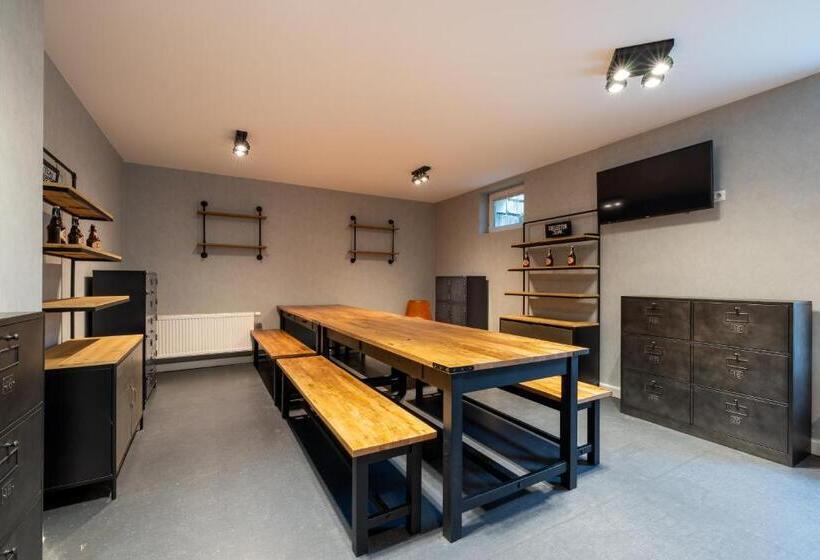 Номер Стандарт, Mk Monteurzimmer Stuttgart