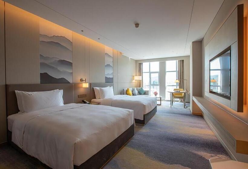 اتاق استاندارد با چشم‌انداز کوهستان, Holiday Inn Xining Datong, An Ihg