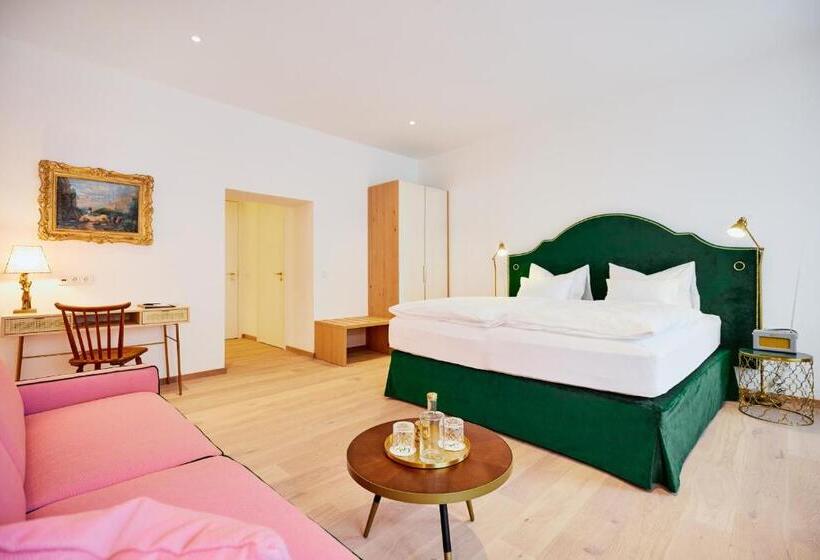 Полулюкс, Boutiquehotel Zum Goldenen Hirschen