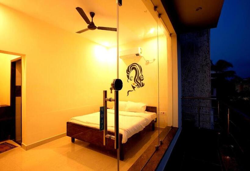 Номер Стандарт с Балконом, Thiru Pavilion Retreat