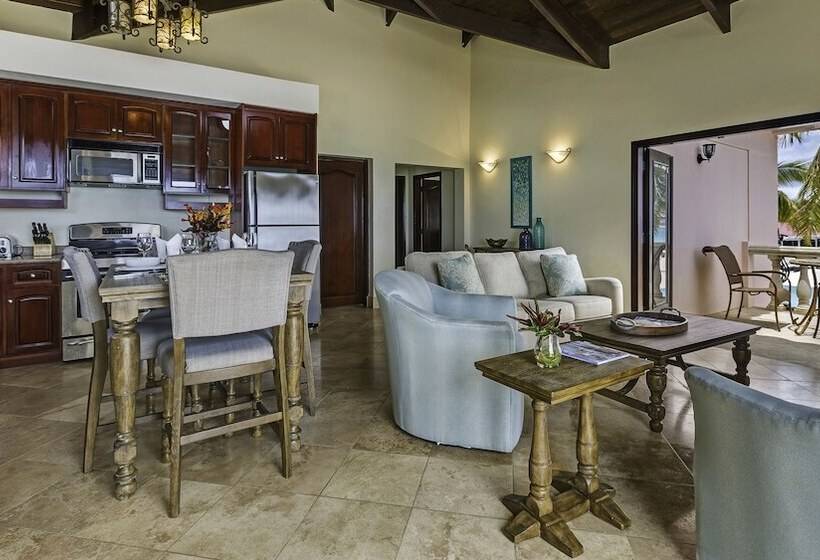 سوییت, Frangipani Resort