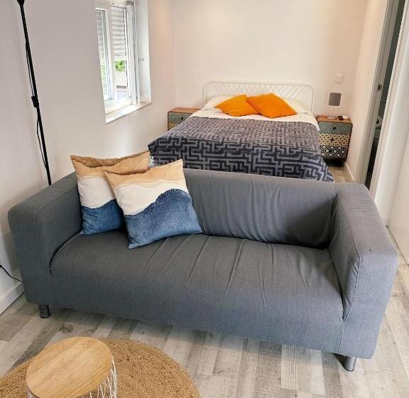 Standard Room, Moro S Friends House   Cascais