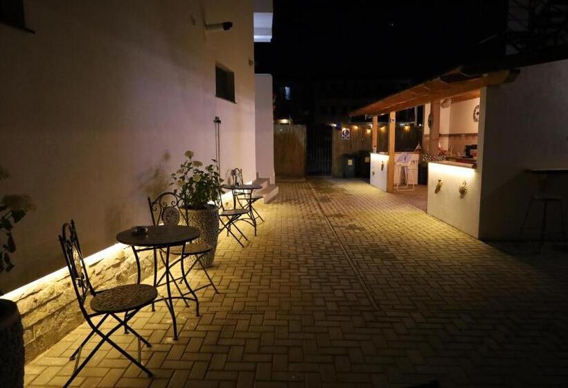 اتاق سوپریور, Spot Vama Veche